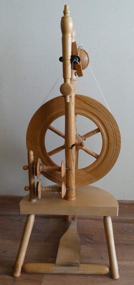Hamish Poulson upright Shetland spinning wheel